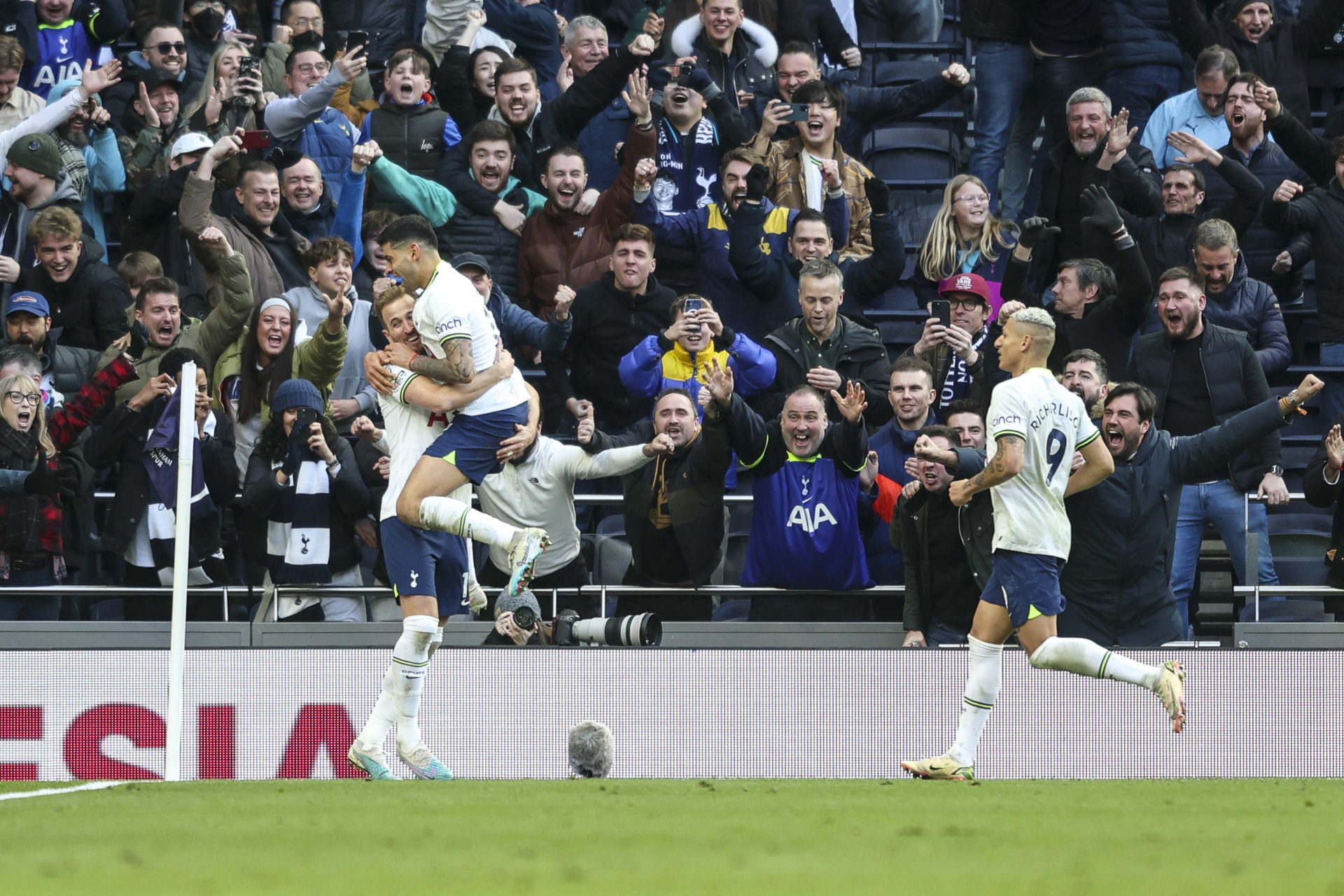 Tottenham Hotspur v Chelsea FC - Premier League