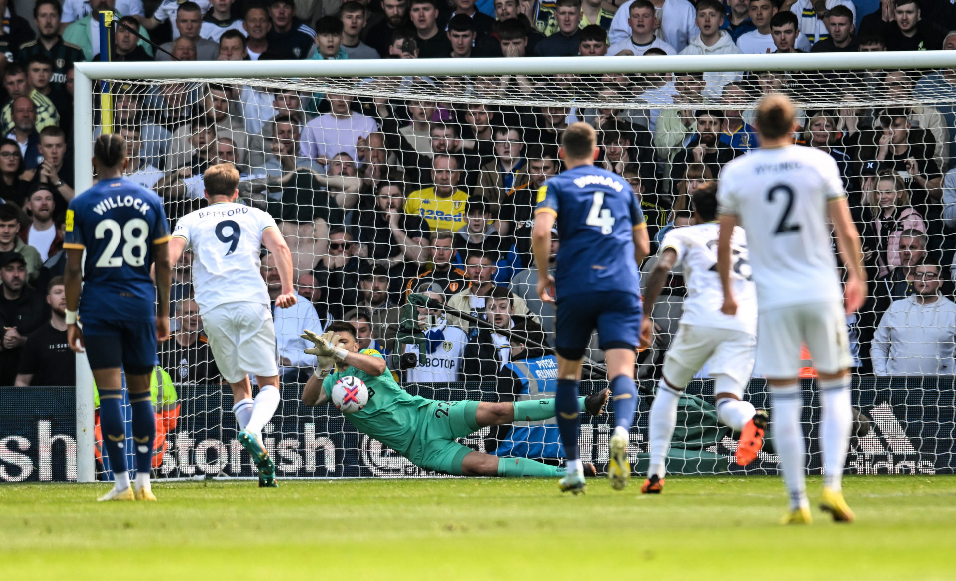 Leeds United v Newcastle United - Premier League