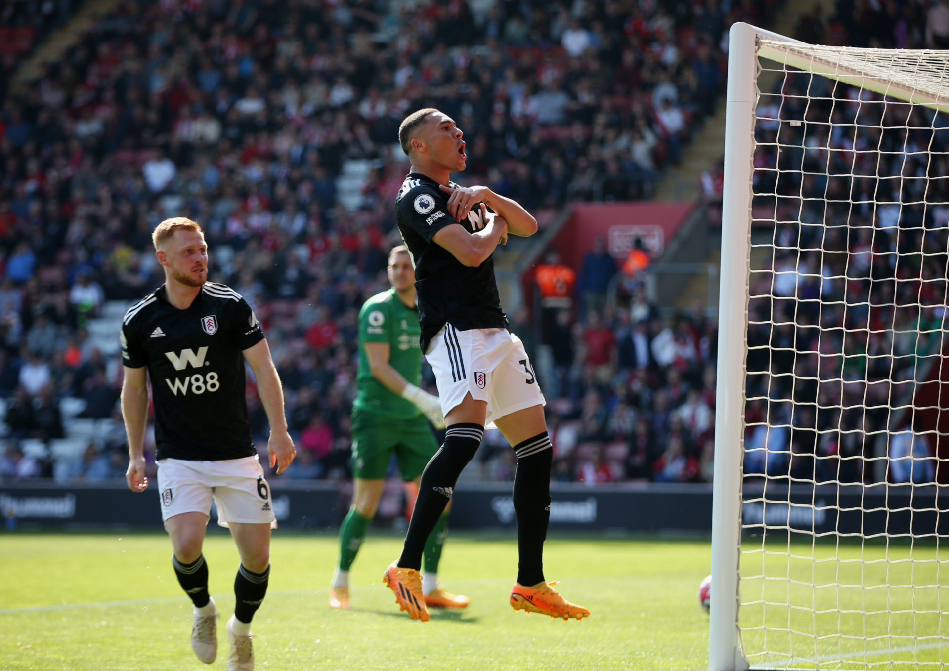 Southampton FC v Fulham FC - Premier League