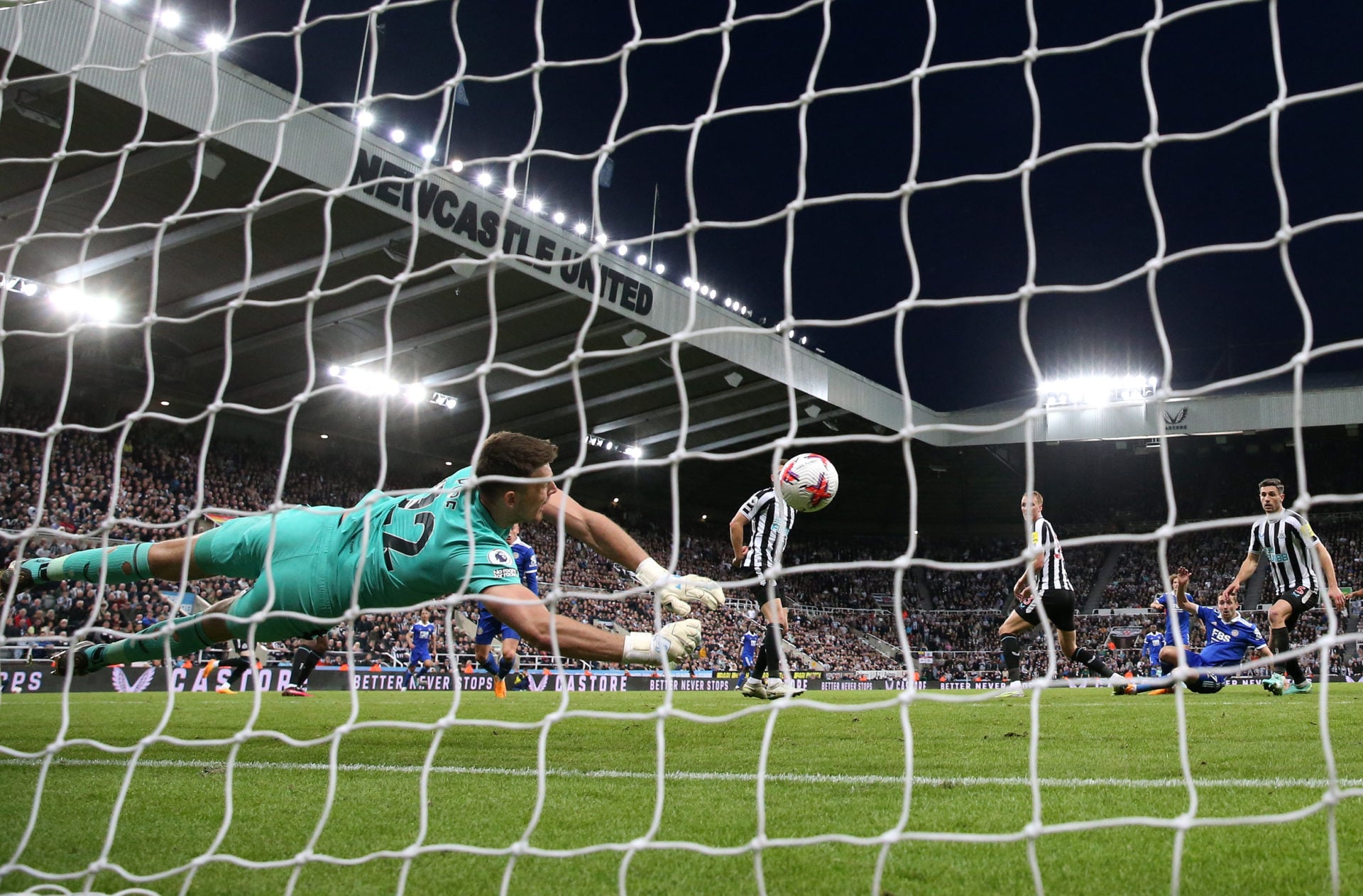 Newcastle United v Leicester City - Premier League