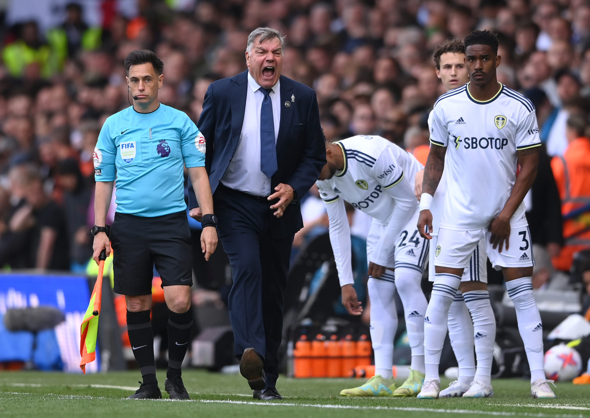 Leeds United v Tottenham Hotspur - Premier League