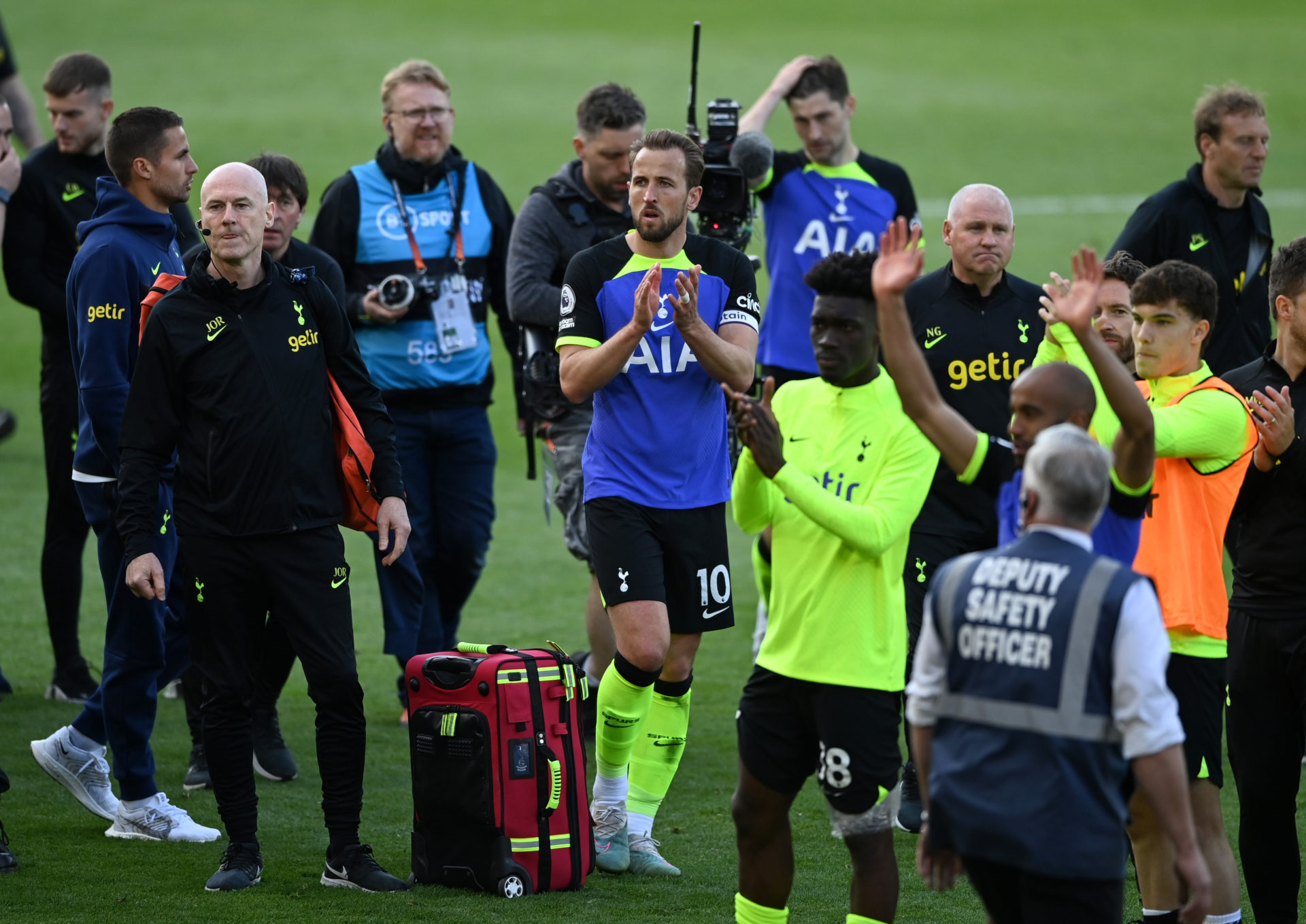 Leeds United v Tottenham Hotspur - Premier League