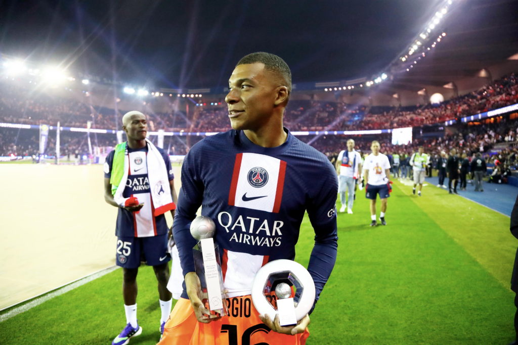 Paris Saint-Germain v Clermont Foot - Ligue 1 Uber Eats