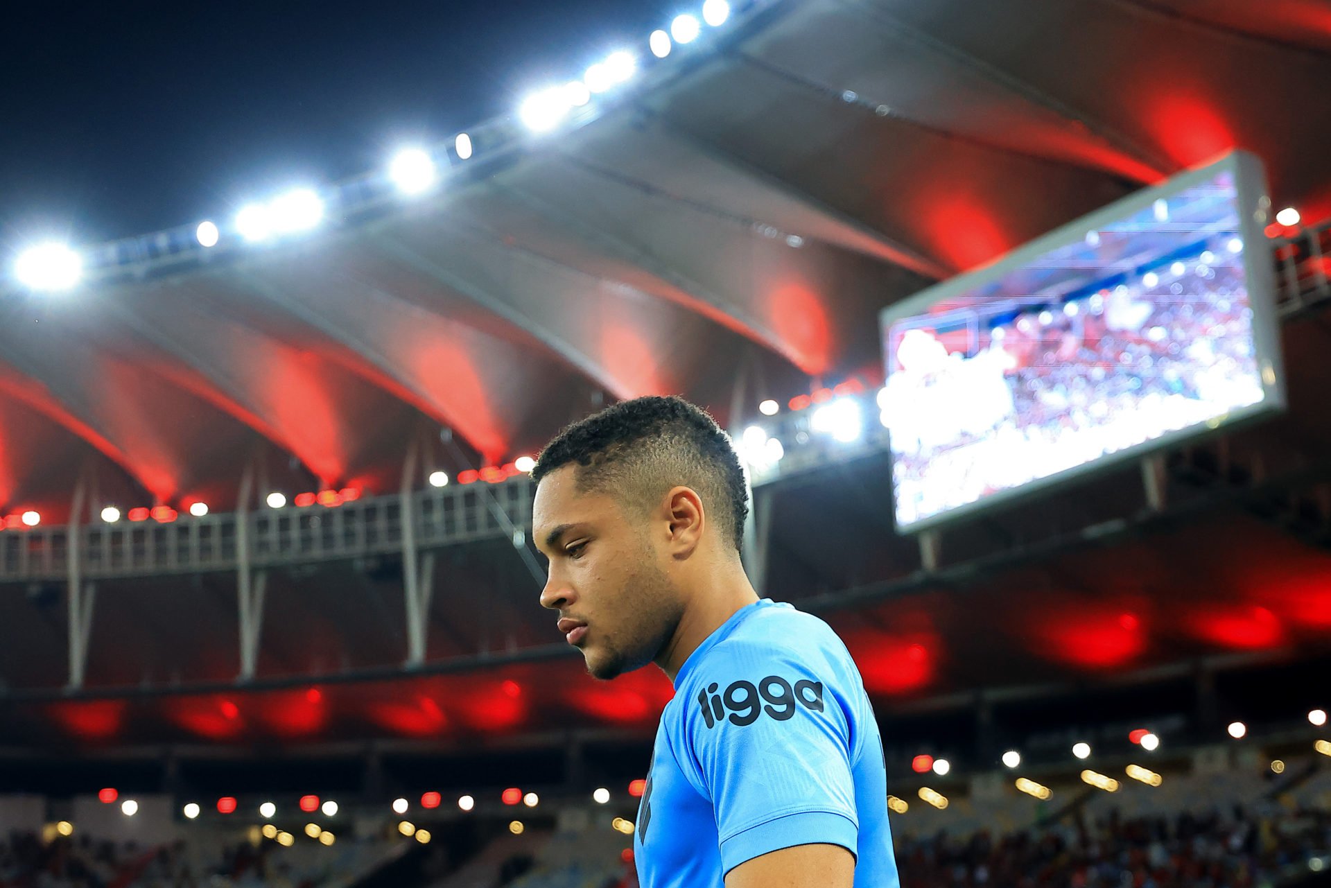 Vitor Roque: The New Aguero? – Breaking The Lines
