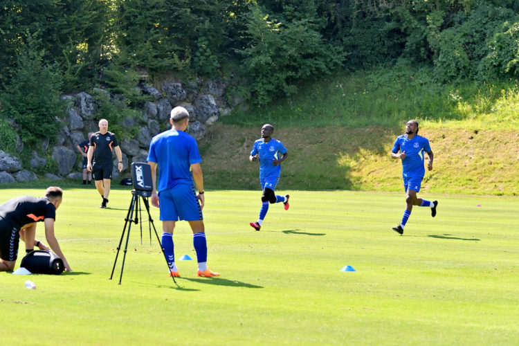 Sean Dyche seriously impressed with the fitness levels of two Everton stars in pre-season