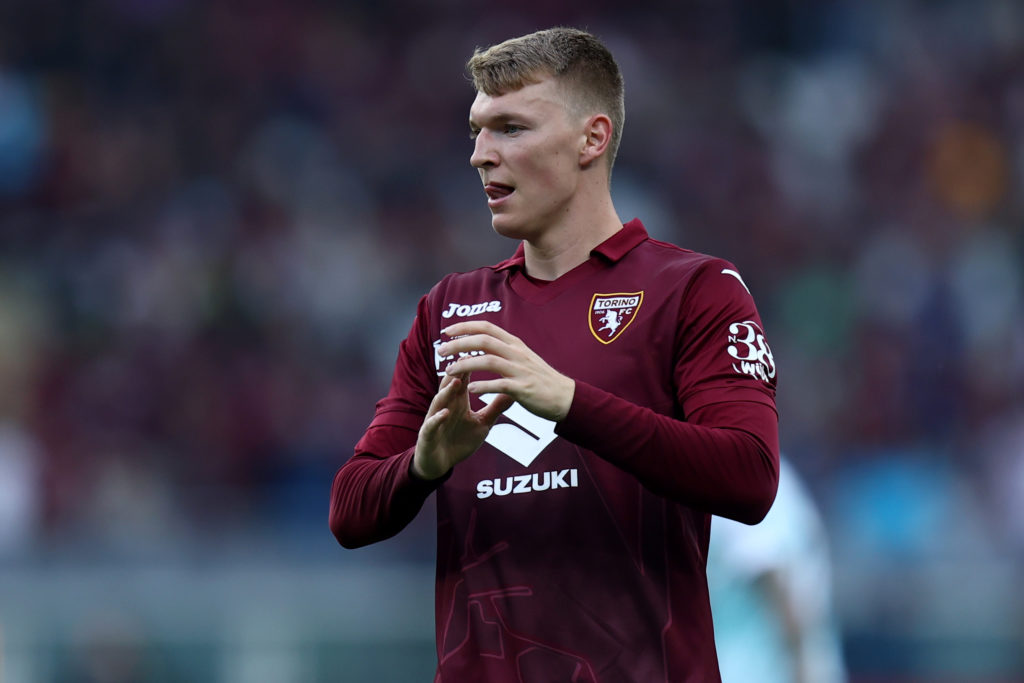 Tottenham Hotspur linked with Perr Schuurs