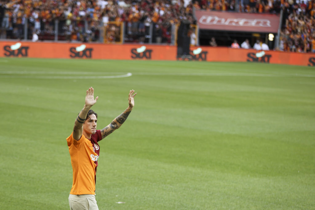 Galatasaray holds signing ceremony for new transfers