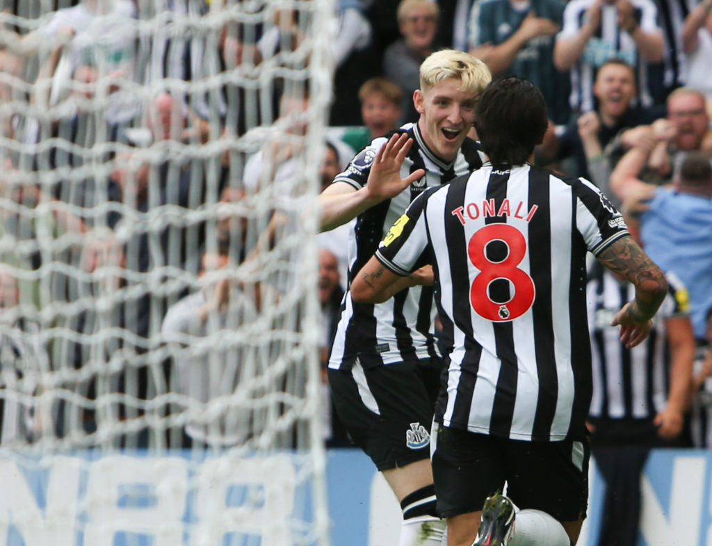 Newcastle United v Aston Villa - Premier League