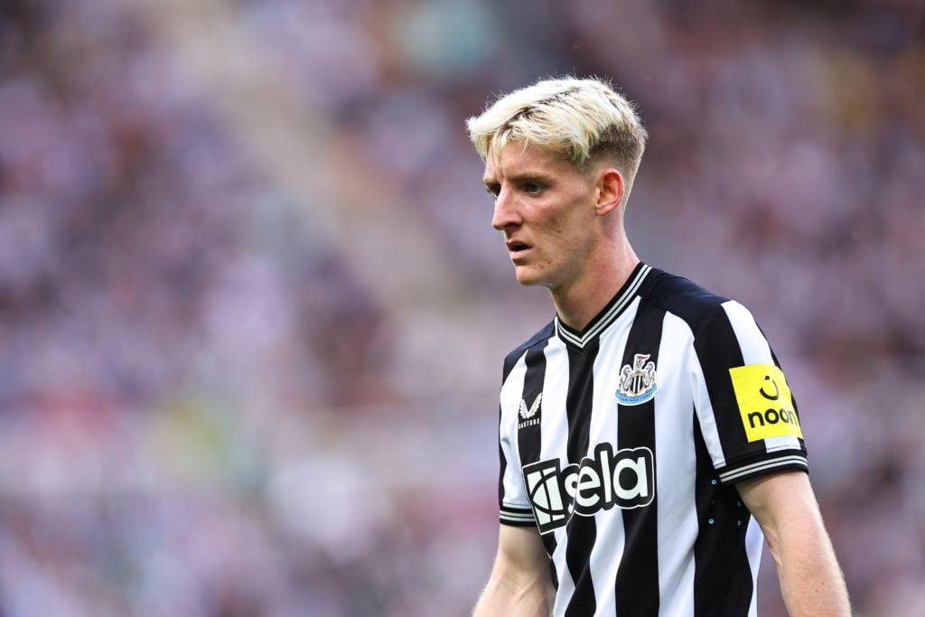 Newcastle United v Aston Villa - Premier League