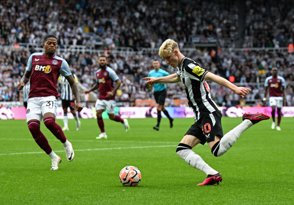 Newcastle United v Aston Villa - Premier League