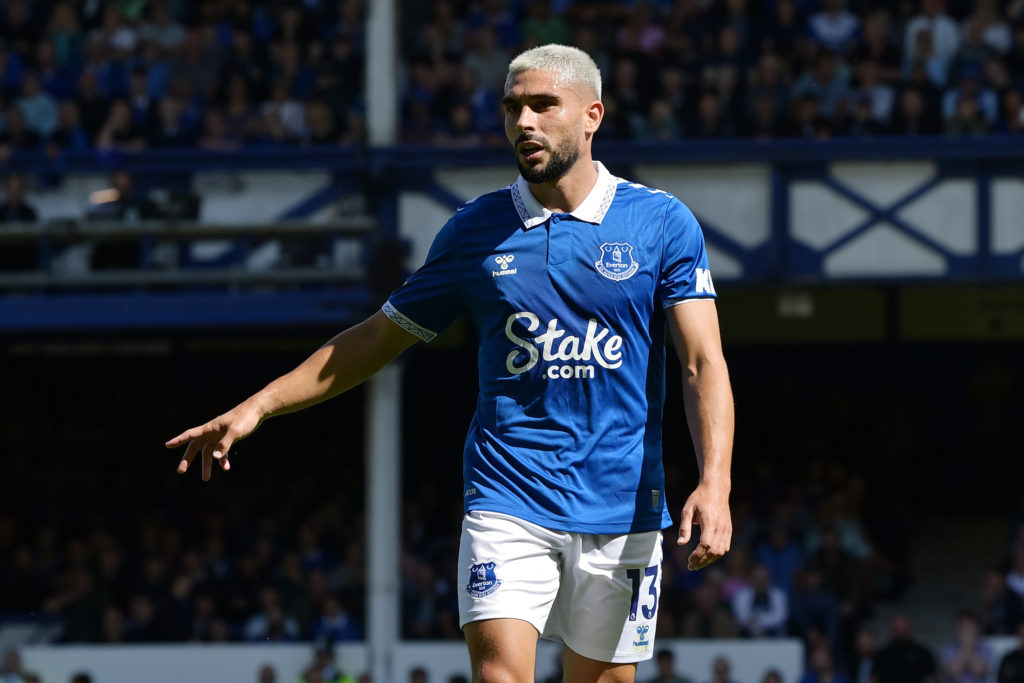 Everton FC v Fulham FC - Premier League