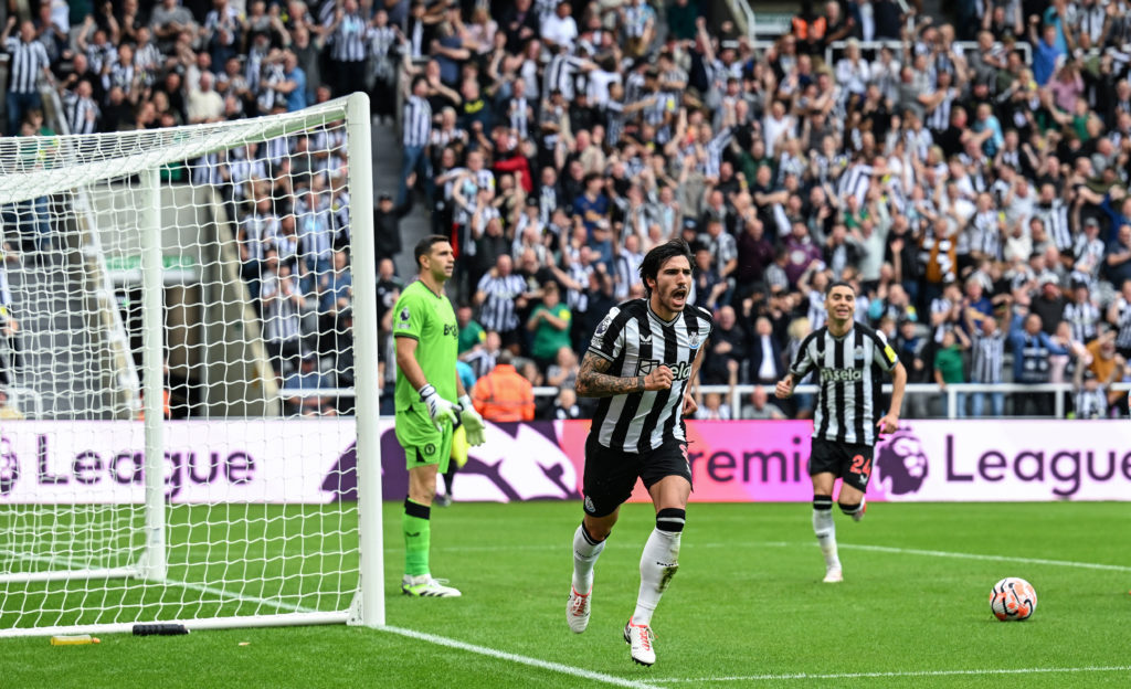 Newcastle United v Aston Villa - Premier League