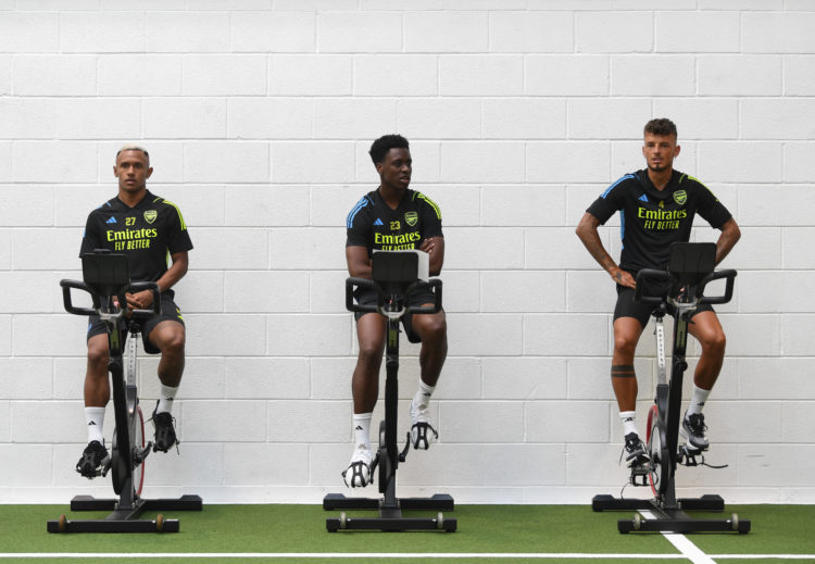 23-year-old Arsenal player now confirms he's ruled out for two months due to injury on loan