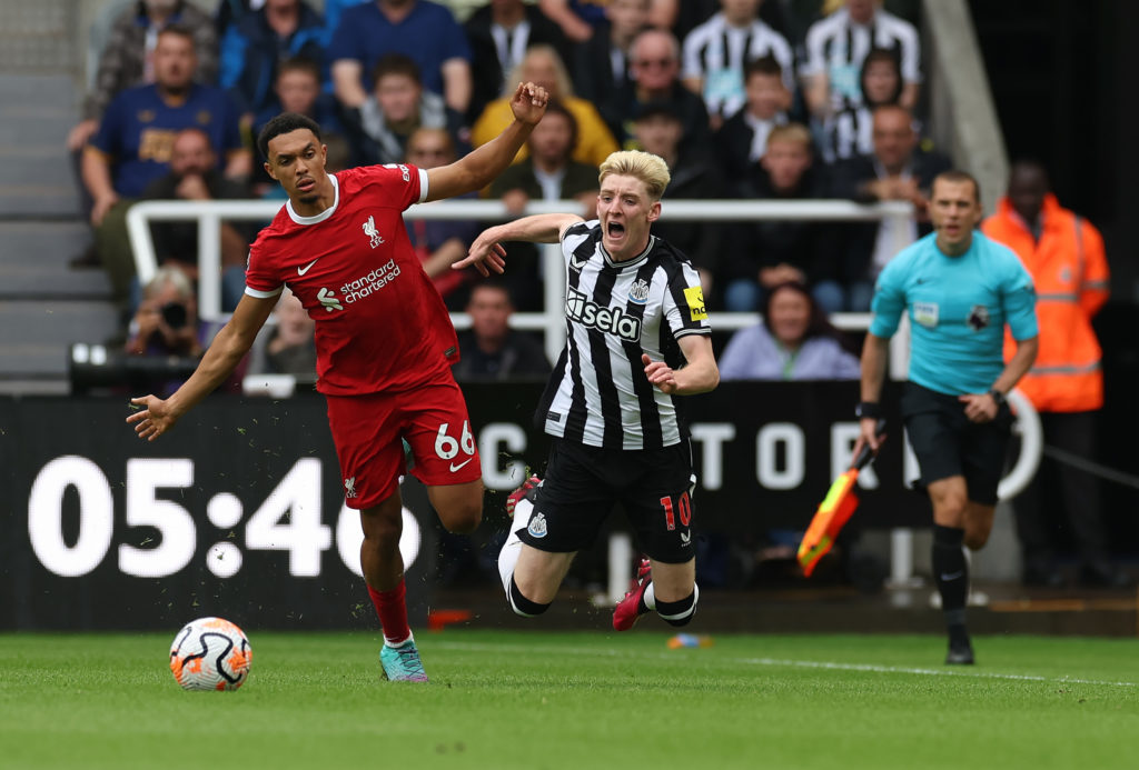 Newcastle United v Liverpool FC - Premier League