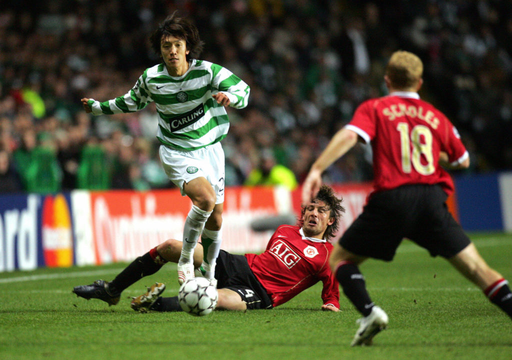 Celtic goal-scorer Shunske Nakamura (L)