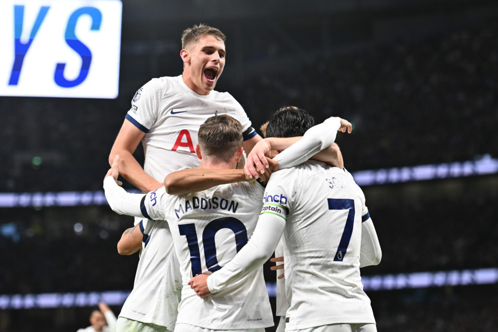Tottenham Hotspur v Fulham FC - Premier League