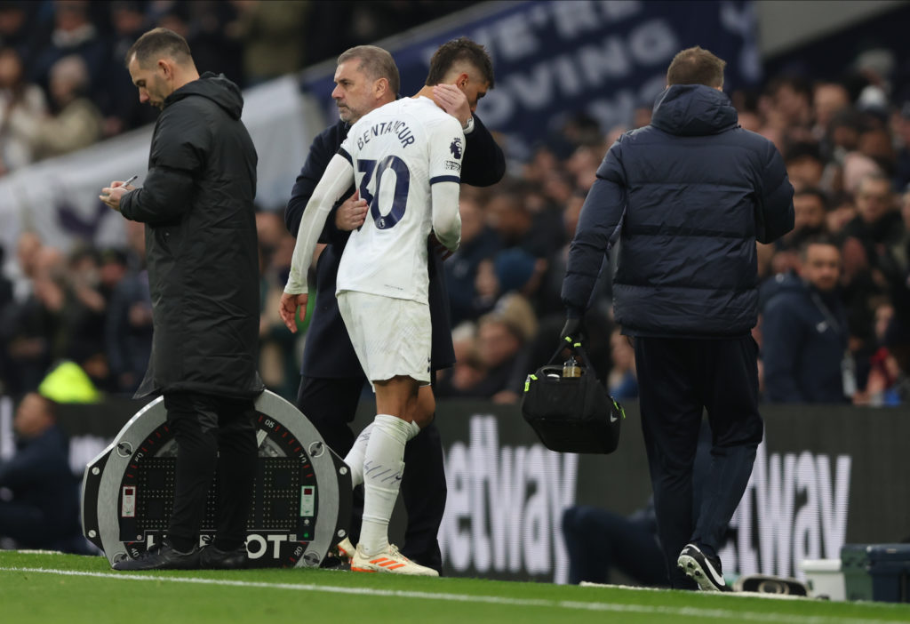 Tottenham Hotspur v Aston Villa - Premier League