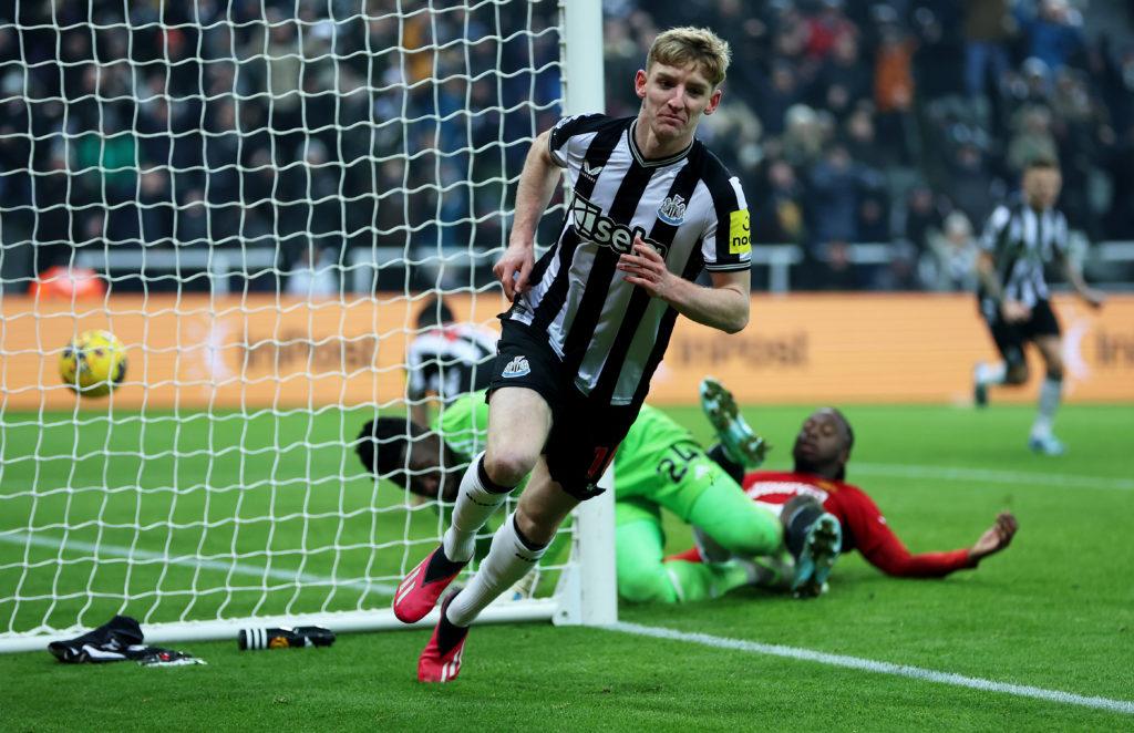 Newcastle United v Manchester United - Premier League