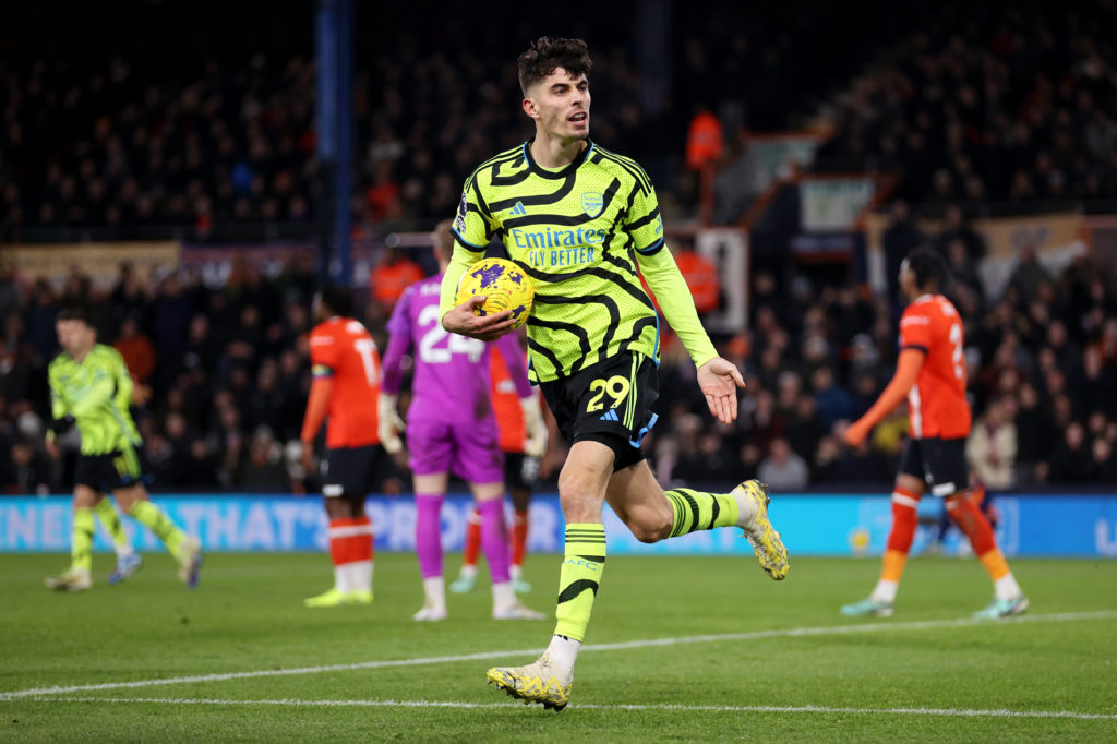 Luton Town v Arsenal FC - Premier League