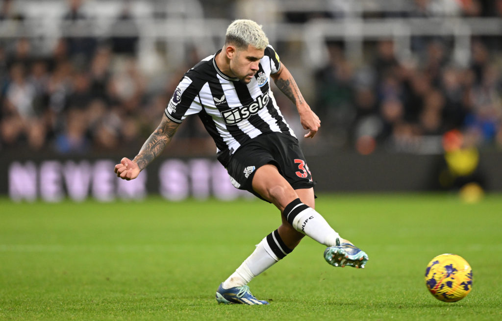 Newcastle United v Fulham FC - Premier League
