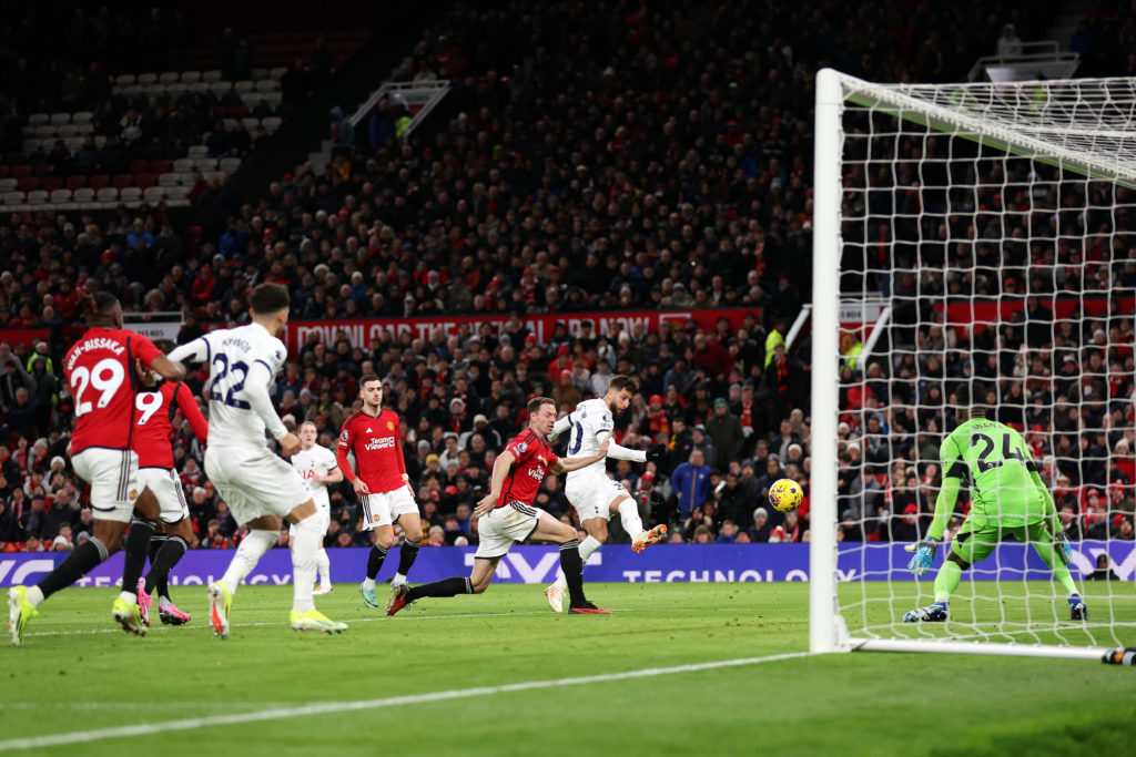 Manchester United v Tottenham Hotspur - Premier League
