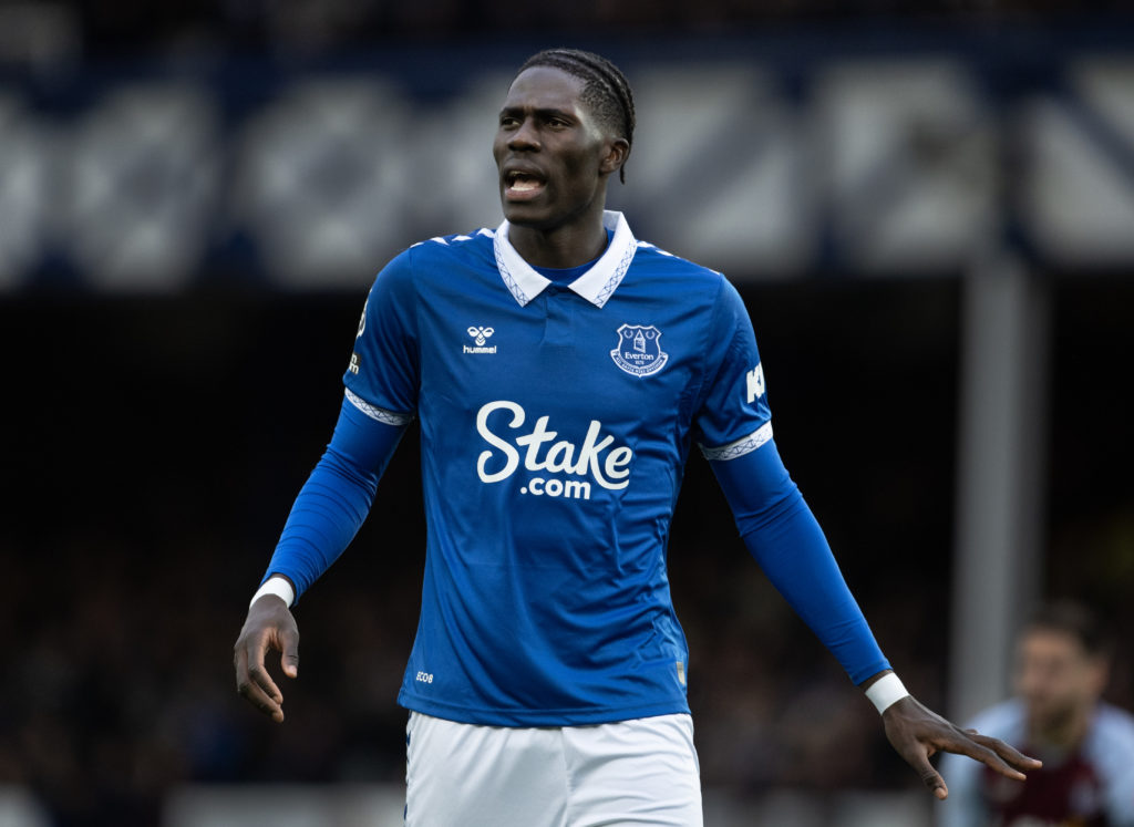 Amadou Onana Michael Keane Everton