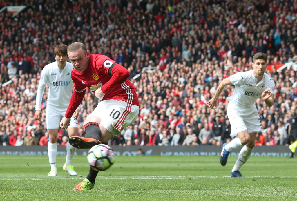 Manchester United v Swansea City - Premier League
