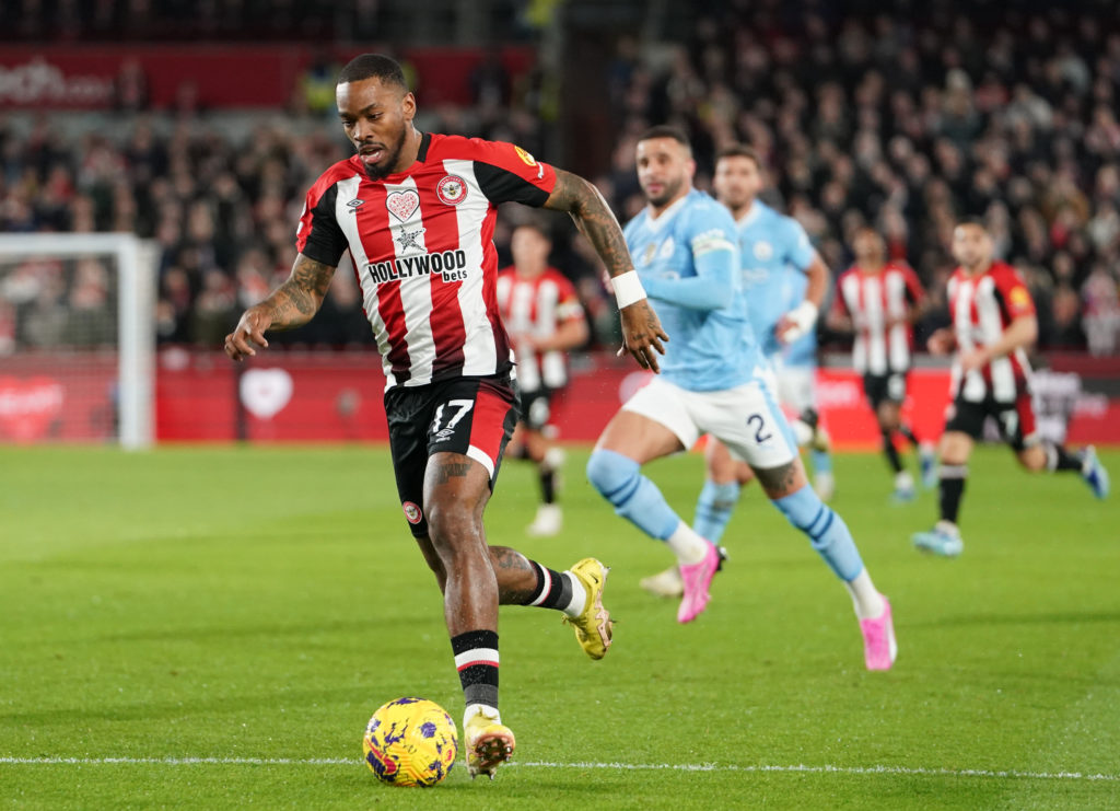 Brentford FC v Manchester City - Premier League