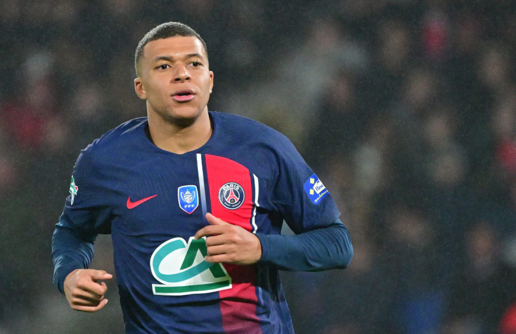 Paris Saint-Germain v Stade Brestois - French Cup
