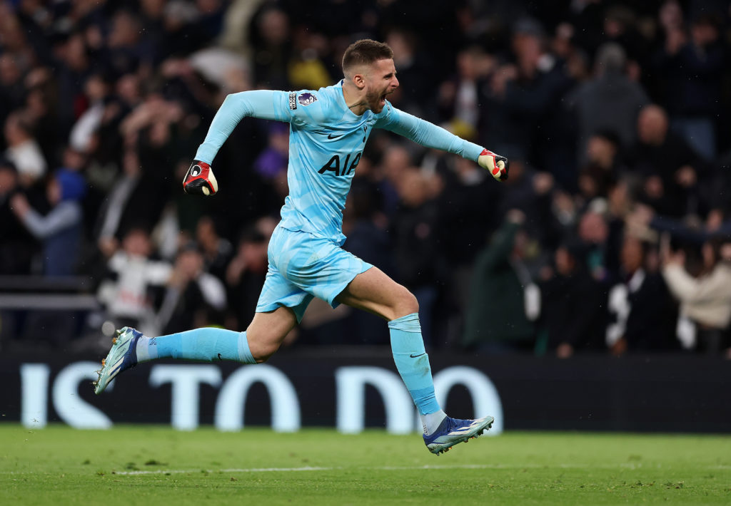 Tottenham Hotspur v Brighton & Hove Albion - Premier League