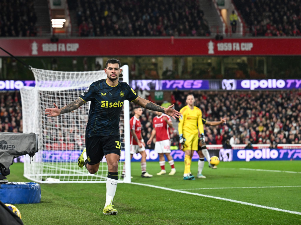 Nottingham Forest v Newcastle United - Premier League