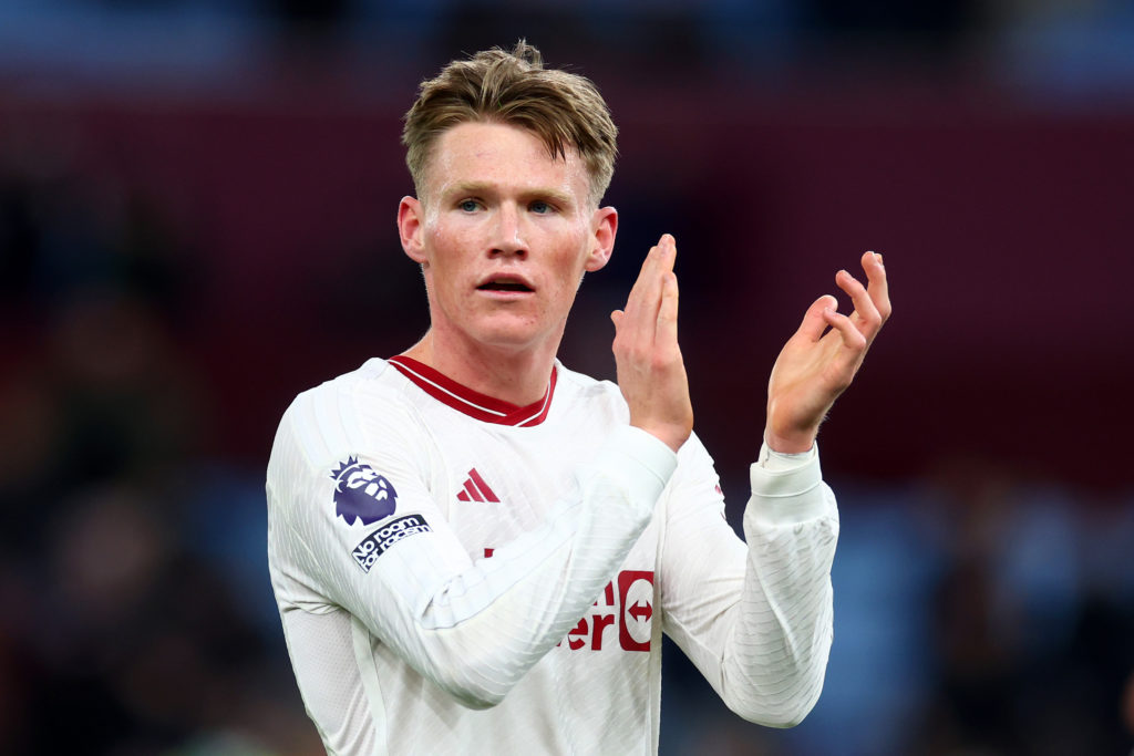 Aston Villa v Manchester United - Premier League
