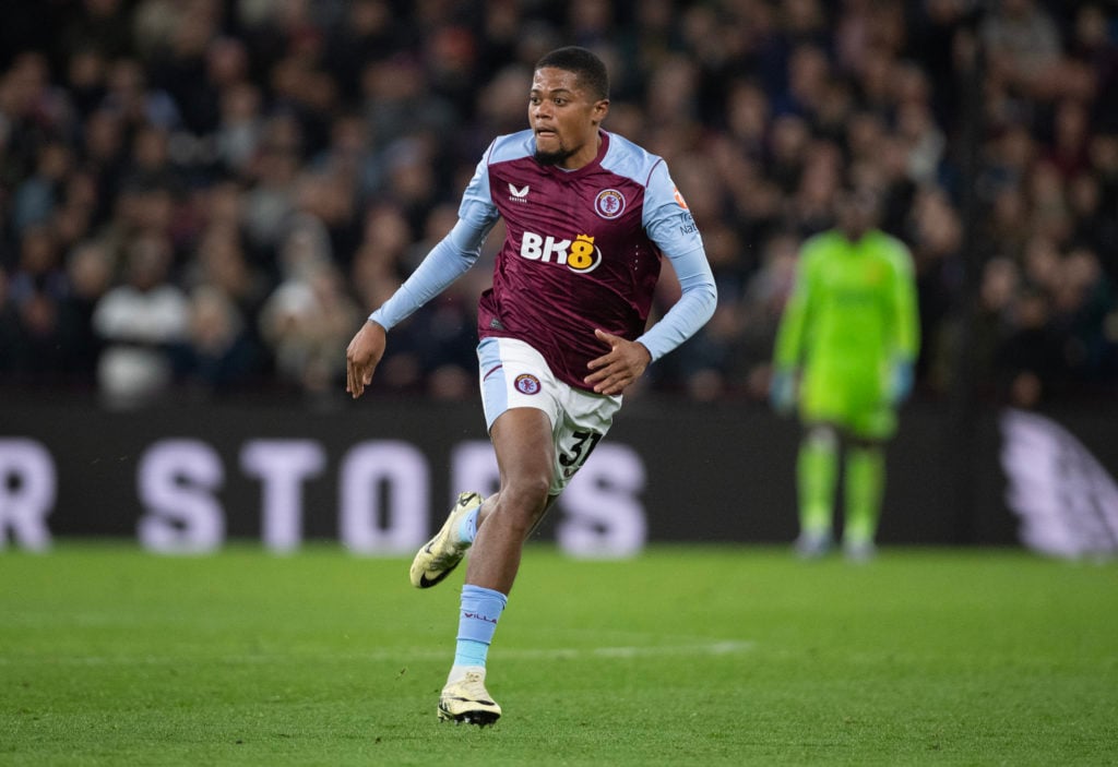 Aston Villa v Manchester United - Premier League