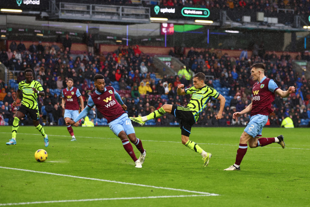 Burnley FC v Arsenal FC - Premier League