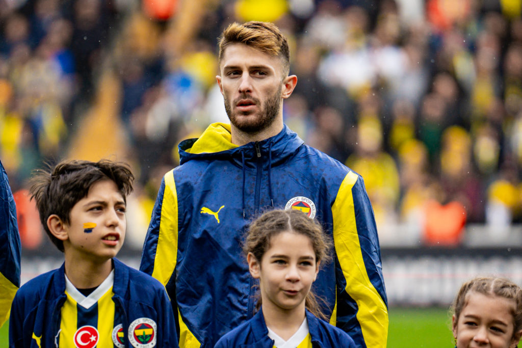 Ismail Yuksk Tottenham Manchester United