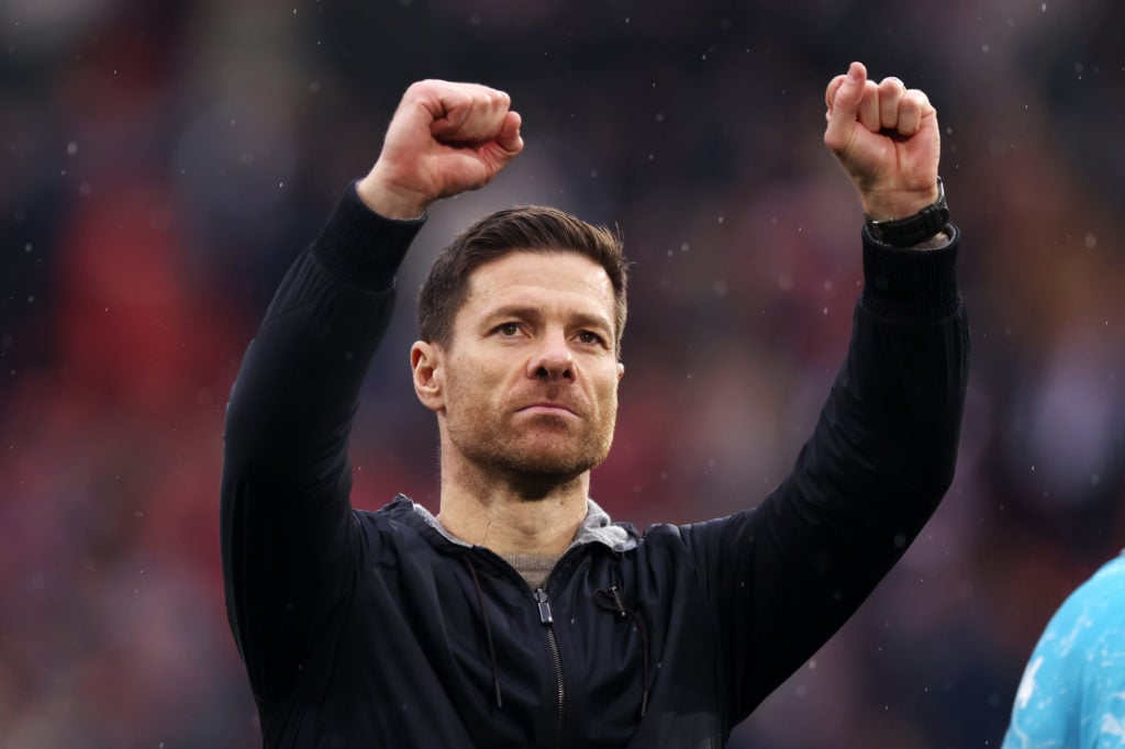 Xabi ALonso Teun Koopmeiners Liverpool