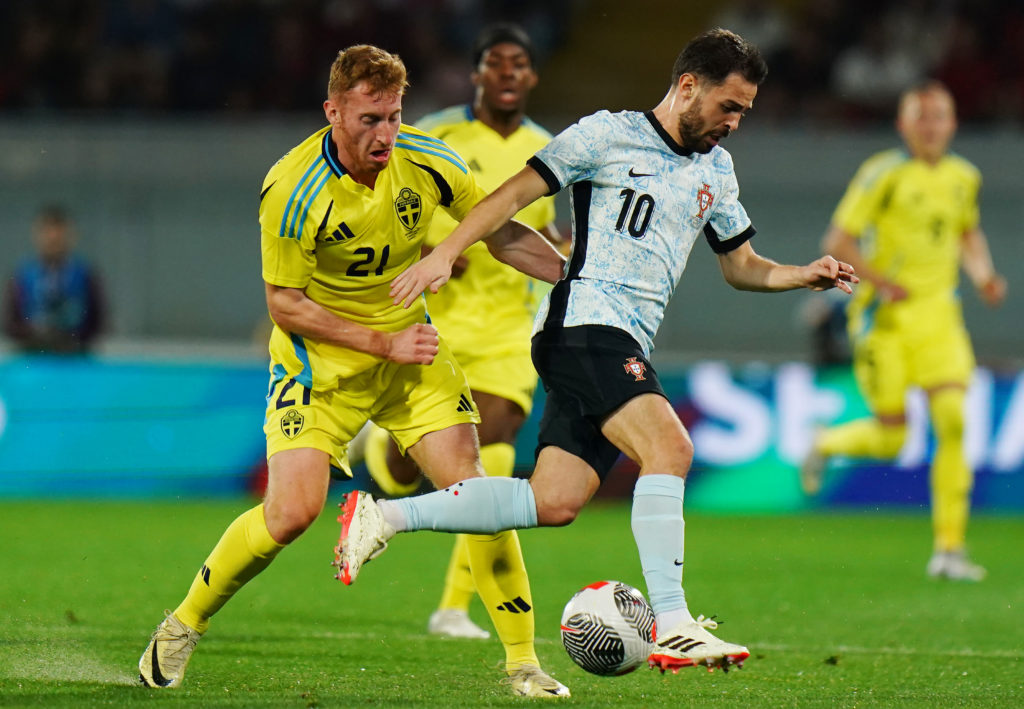 Portugal v Sweden - International Friendly