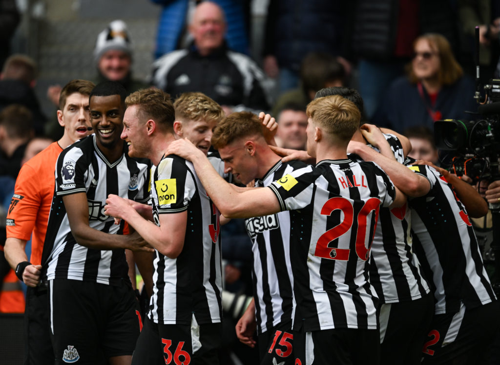 Newcastle United v West Ham United - Premier League