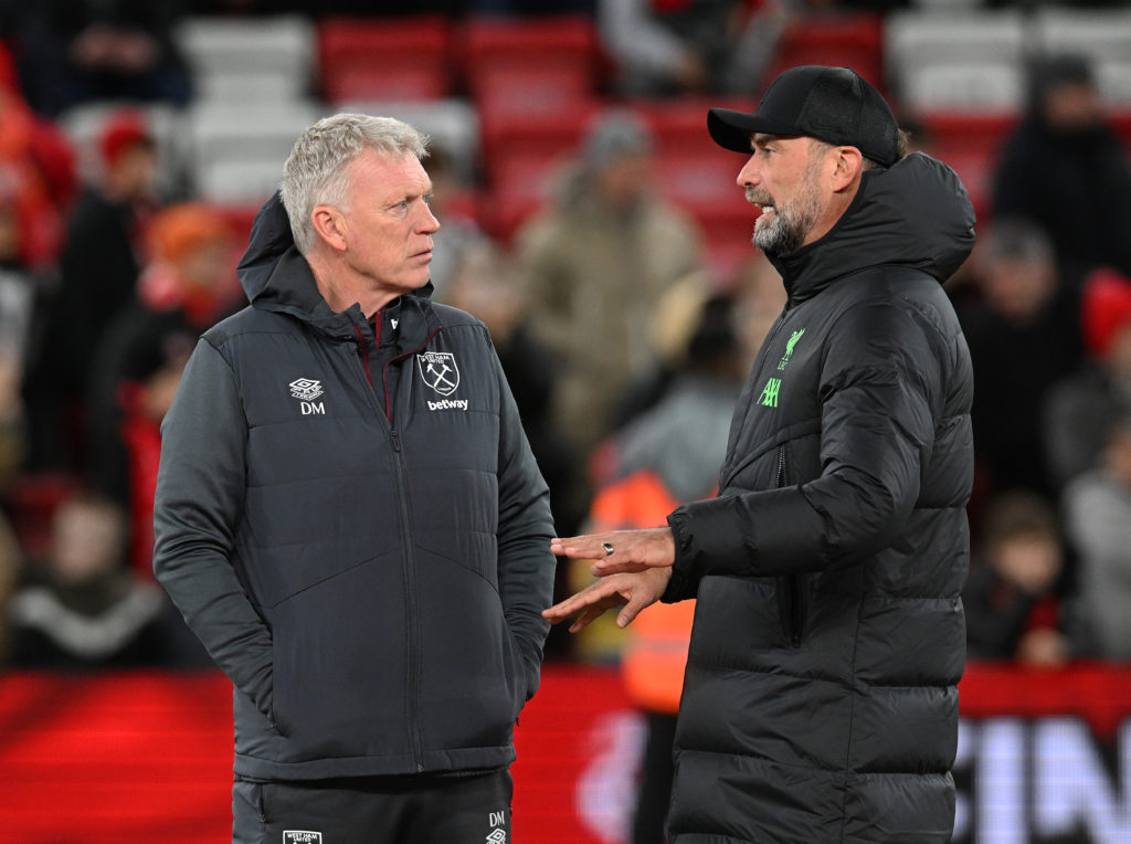 (THE SUN OUT. THE SUN ON SUNDAY OUT)  Jurgen Klopp manager of Liverpool with David Moyes manager of West Ham during the warm-up befor the Carabao C...