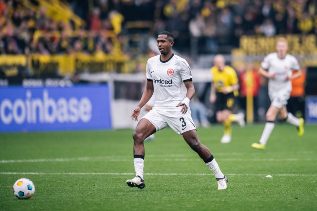 Willian Pacho of Eintracht Frankfurt in action during the Bundesliga football match between Borussia Dortmund and Eintracht Frankfurt at Signal Idu...