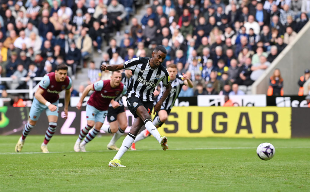 Newcastle United v West Ham United - Premier League