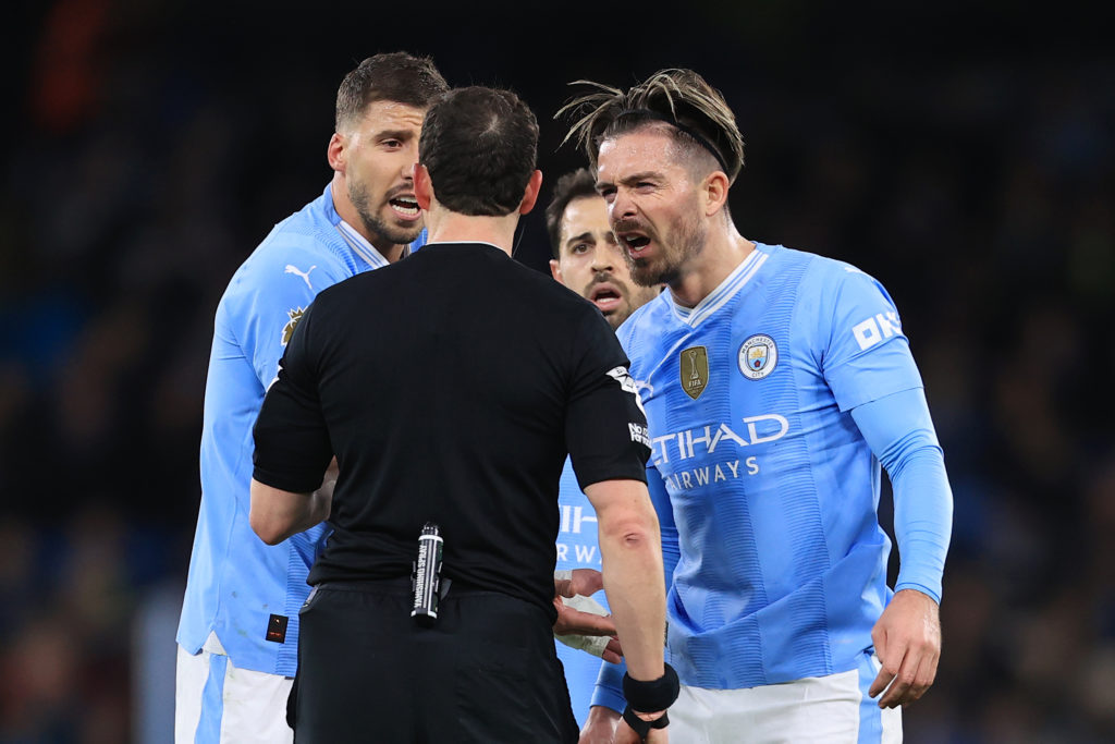 Manchester City v Aston Villa - Premier League