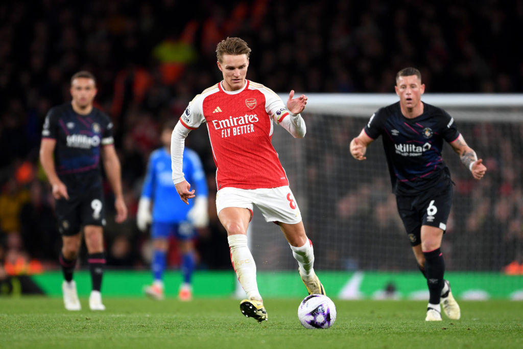 Arsenal FC v Luton Town - Premier League