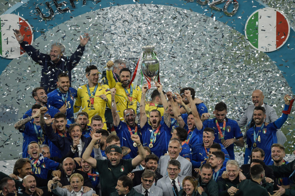 Leonardo Bonucci of Italy holds the trophy while the italian