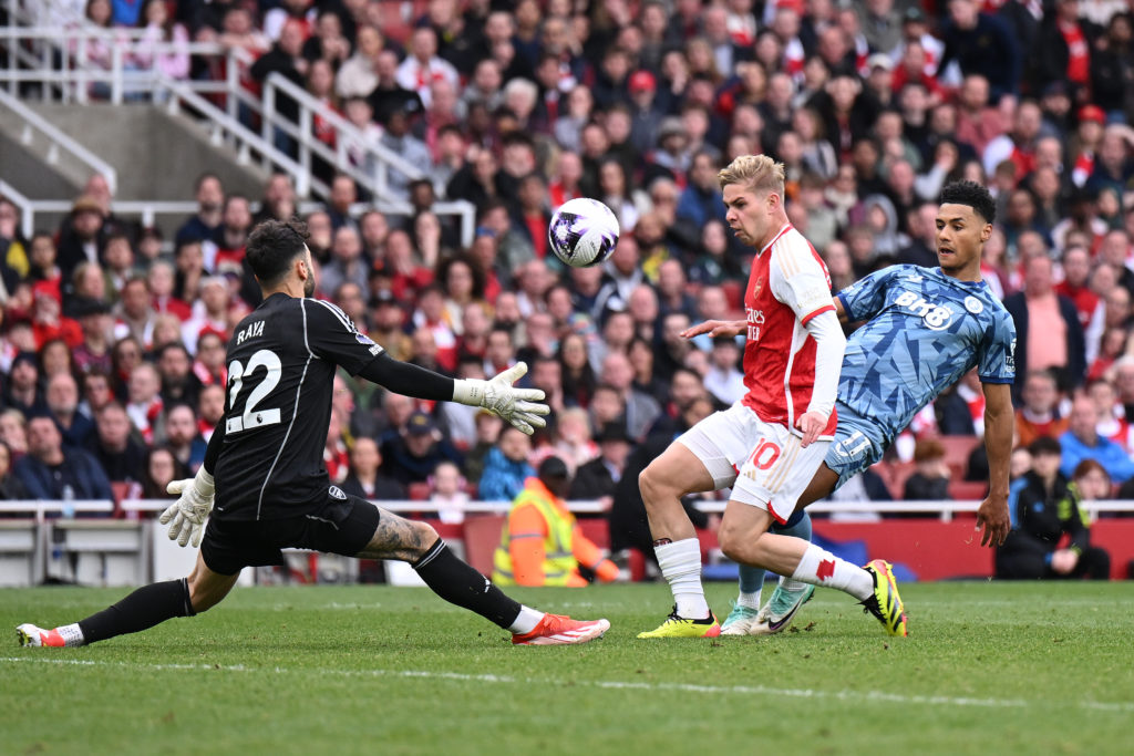 Arsenal FC v Aston Villa - Premier League