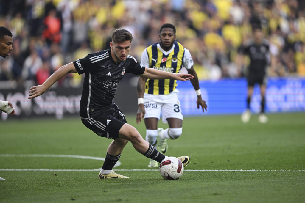 Fenerbahce v Besiktas - Turkish Super Lig
