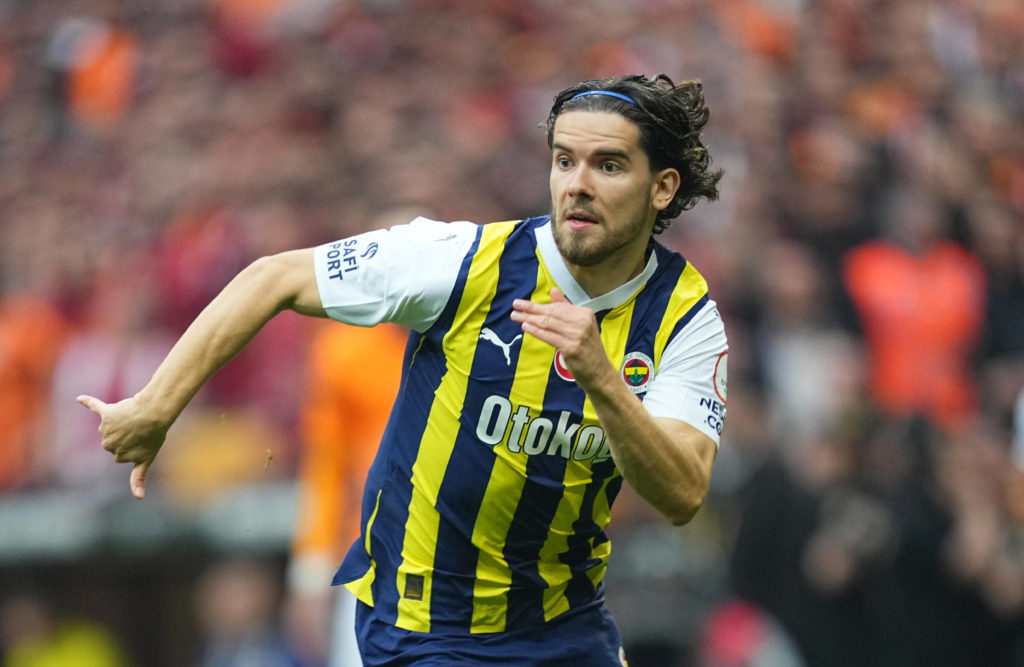 Galatasaray v Fenerbahce - Turkish Super League