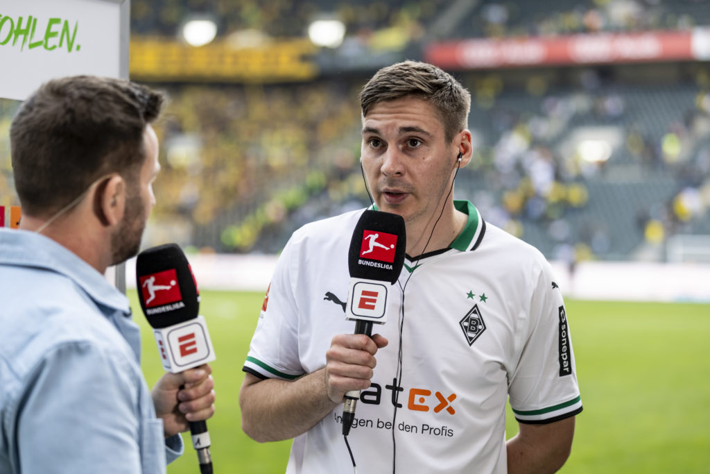 Borussia Mönchengladbach v Borussia Dortmund - Bundesliga