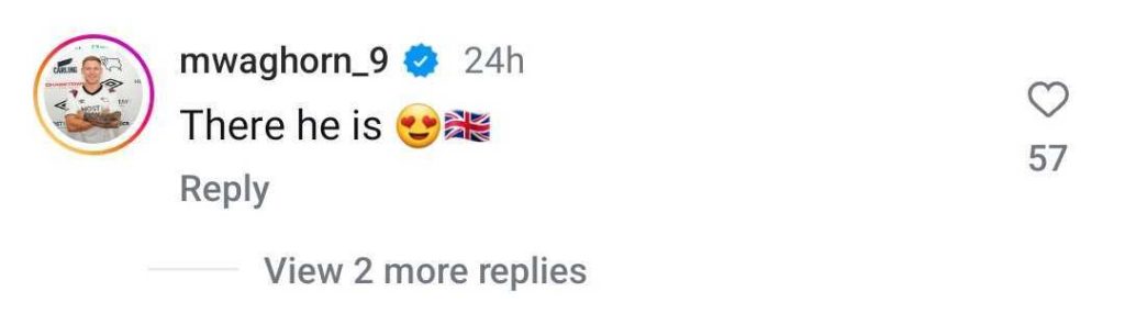 Martyn Waghorn welcomes Liam Kelly to Rangers