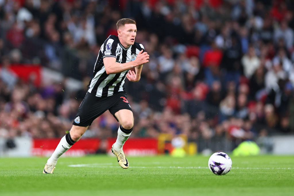 Manchester United v Newcastle United - Premier League